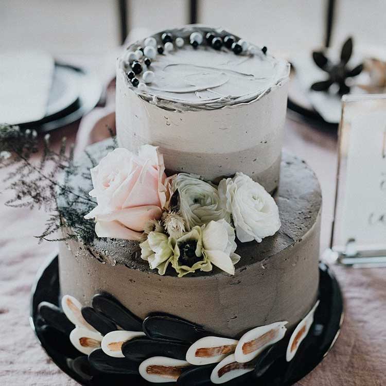 Wedding Cake Blush&Black